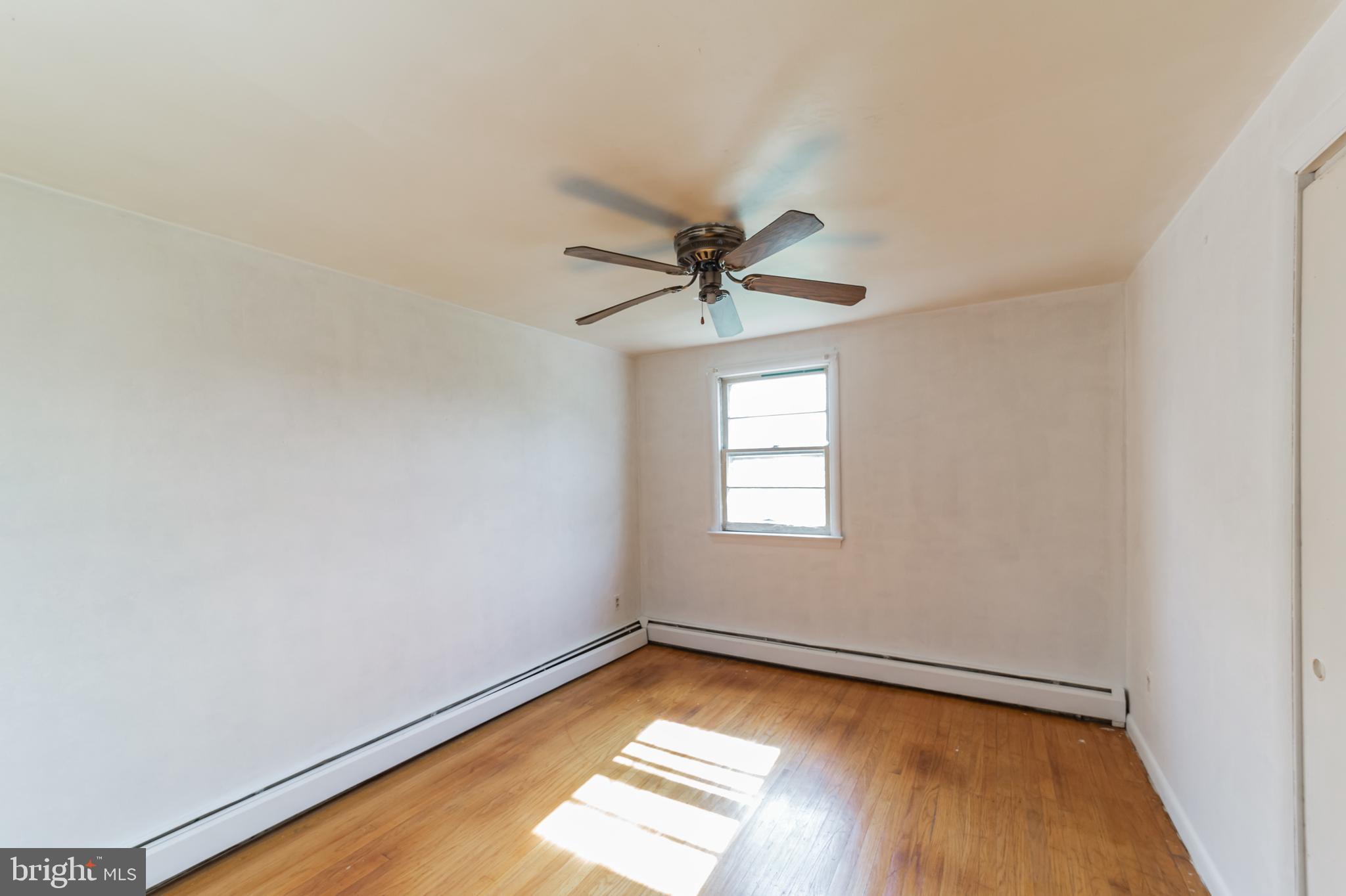 EAST FALLOWFIELD - Residential