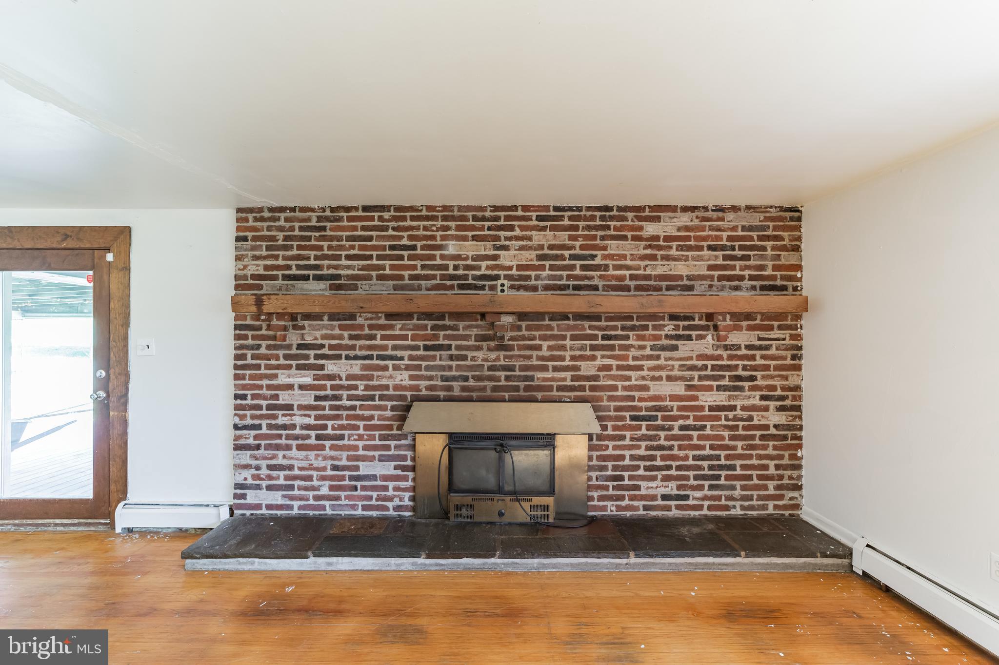 EAST FALLOWFIELD - Residential