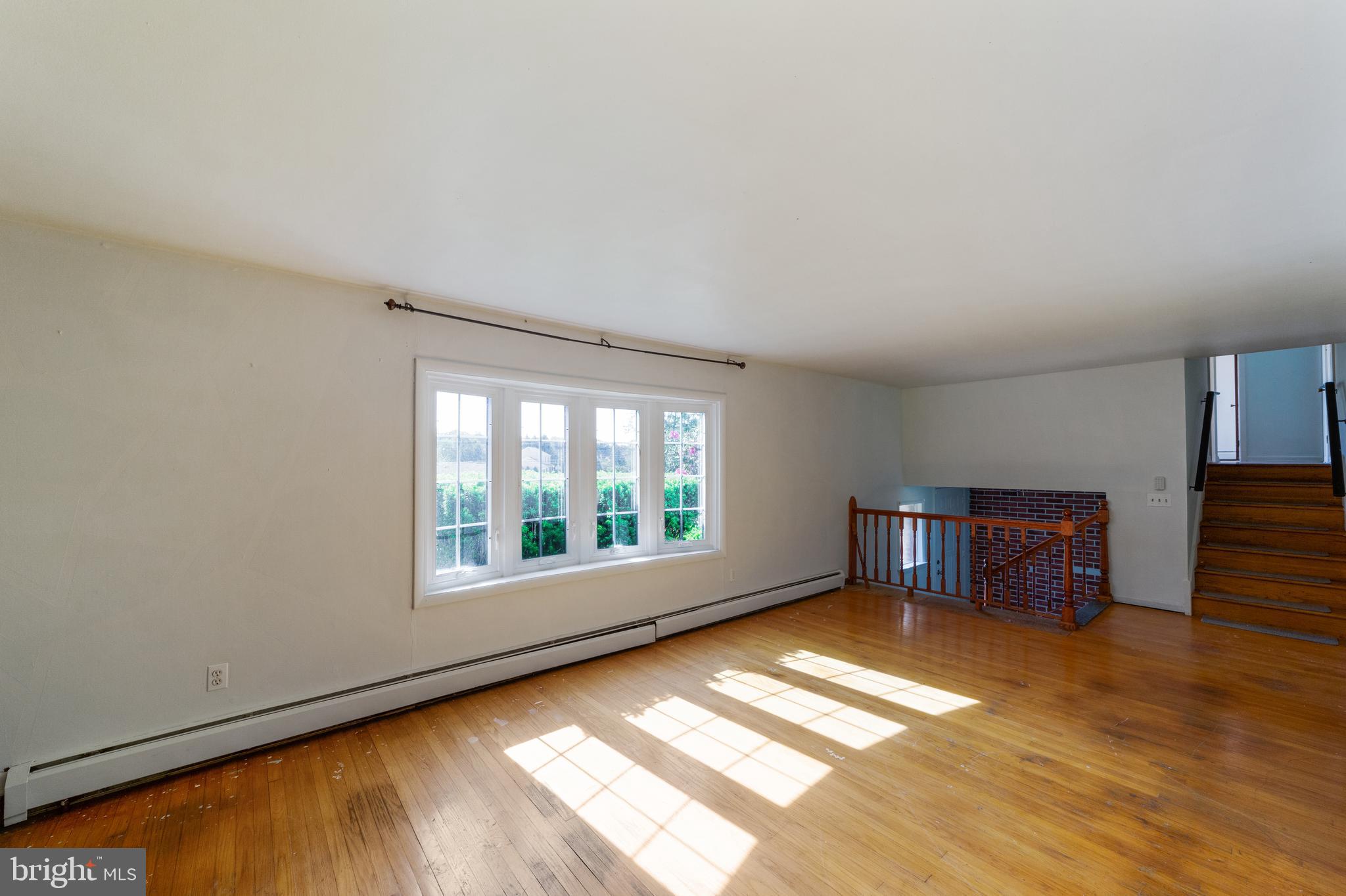 EAST FALLOWFIELD - Residential