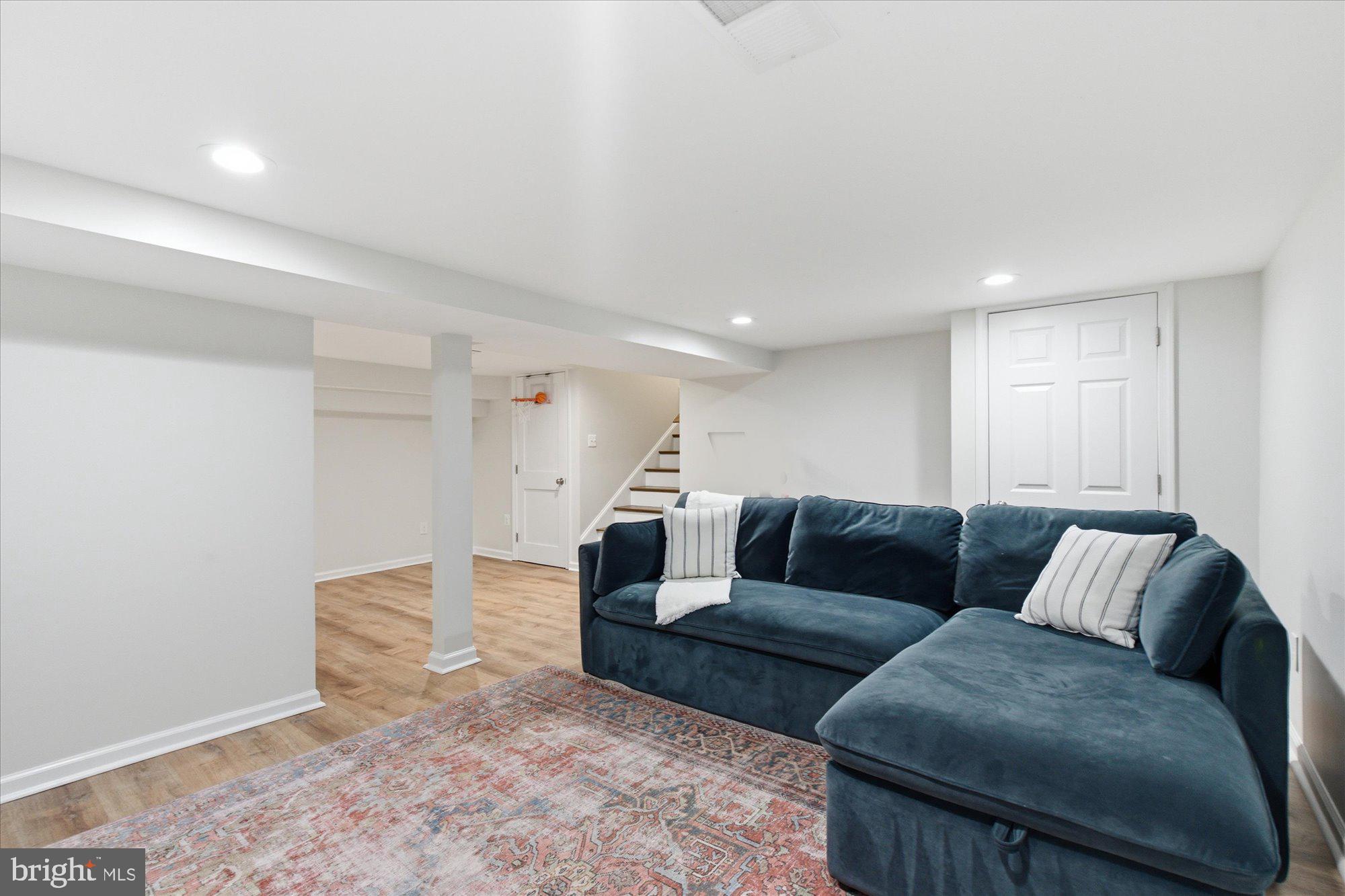 BEVERLEY HILLS - Residential