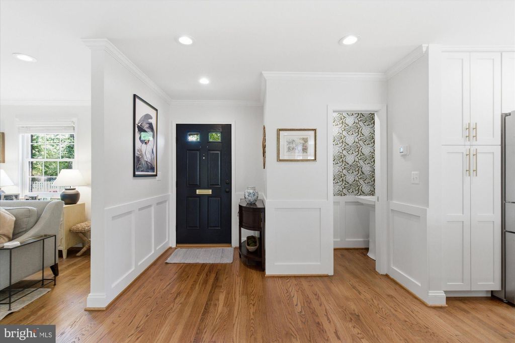 Photo of 900 Chalfonte Drive, ALEXANDRIA, VA 22305 (MLS # VAAX2060676)