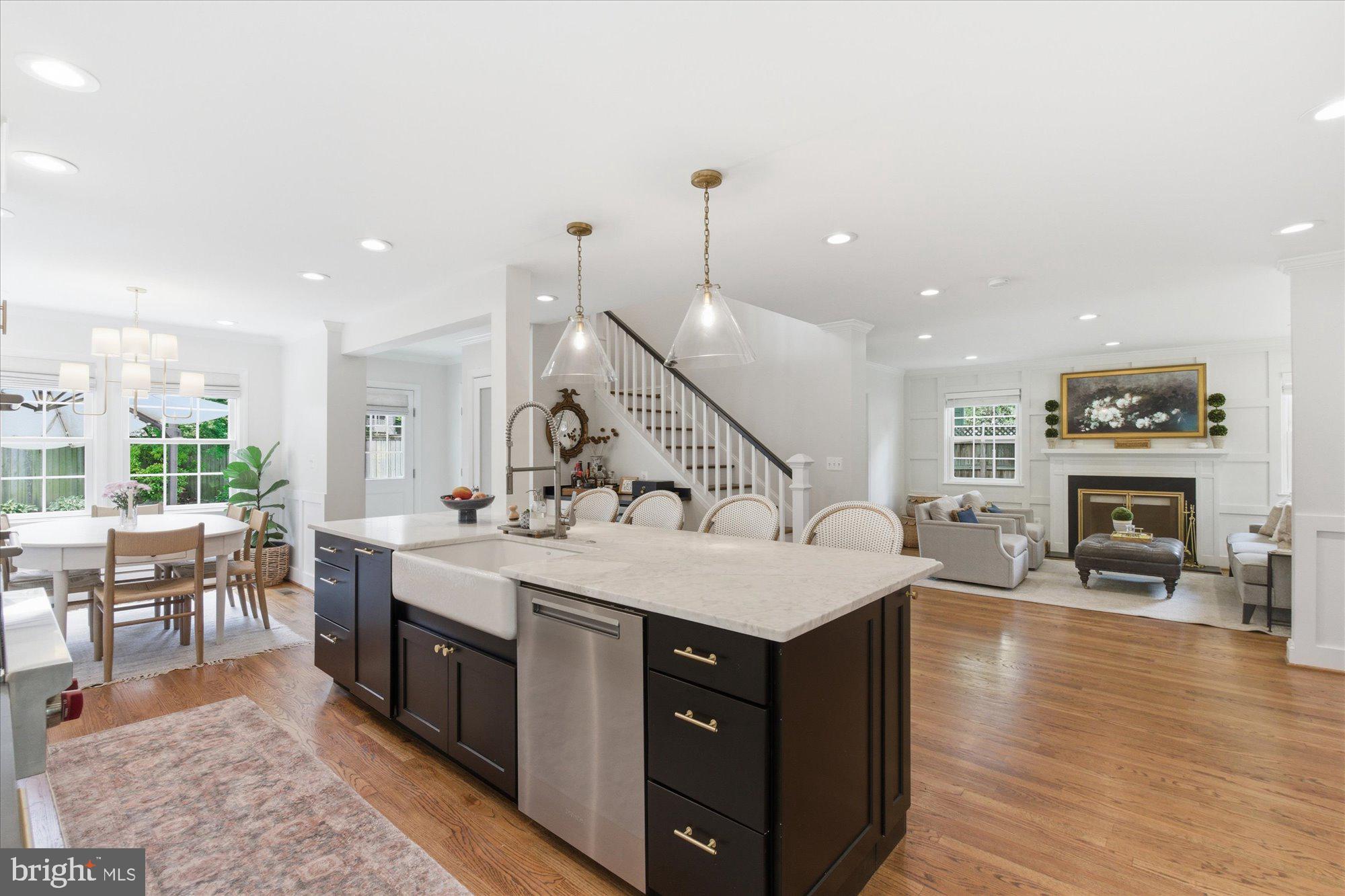 BEVERLEY HILLS - Residential