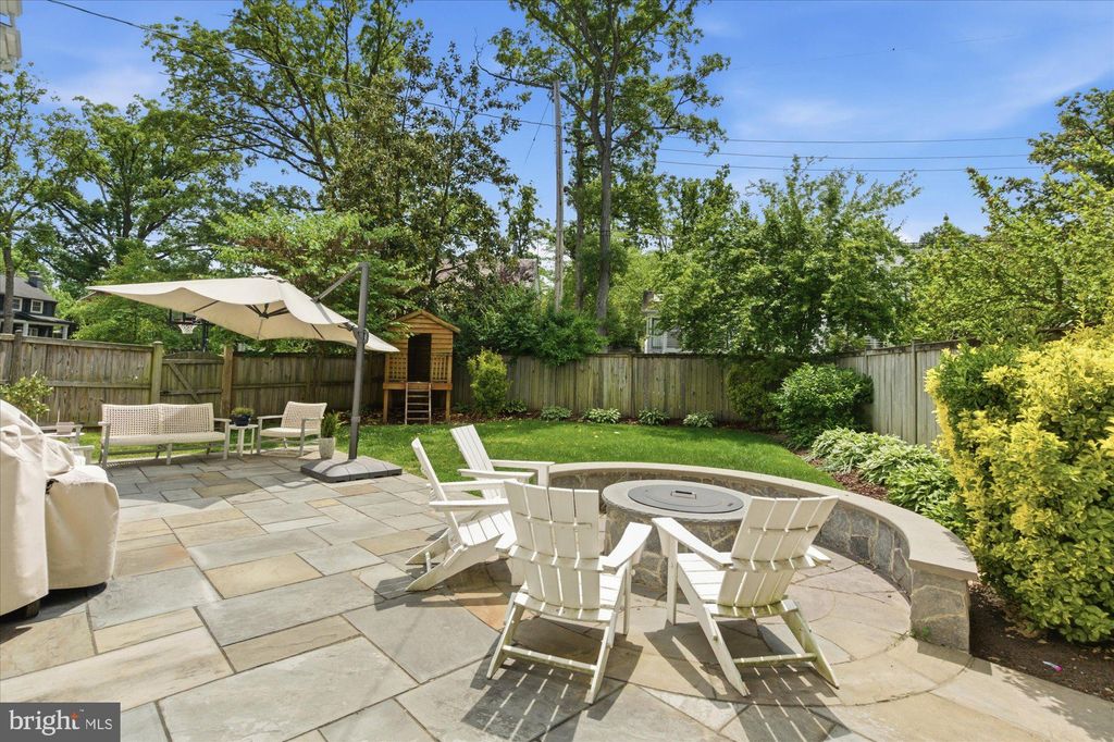 Photo of 900 Chalfonte Drive, ALEXANDRIA, VA 22305 (MLS # VAAX2060676)