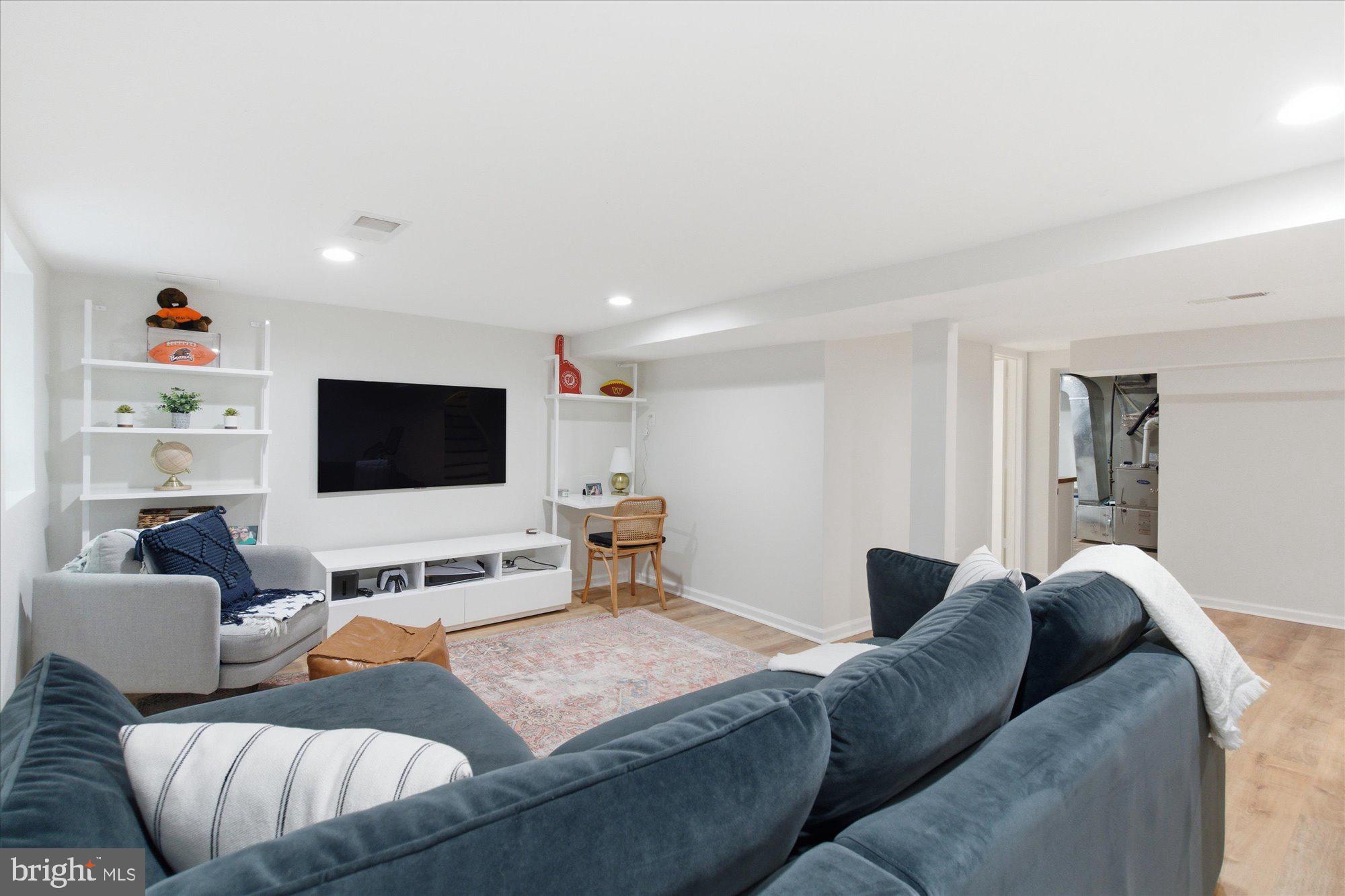 BEVERLEY HILLS - Residential