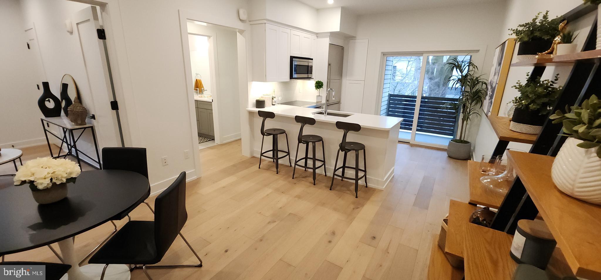 CHESTNUT HILL - Residential