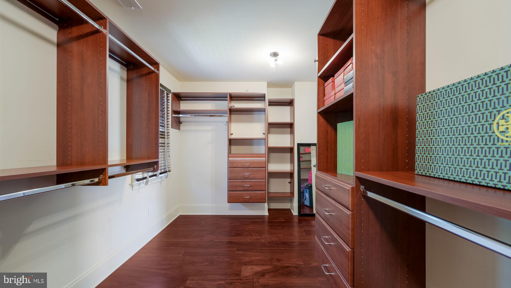 SPRING VALLEY ESTATES - Residential