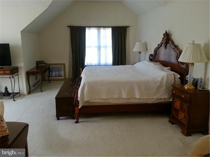 ASHWOOD - Residential