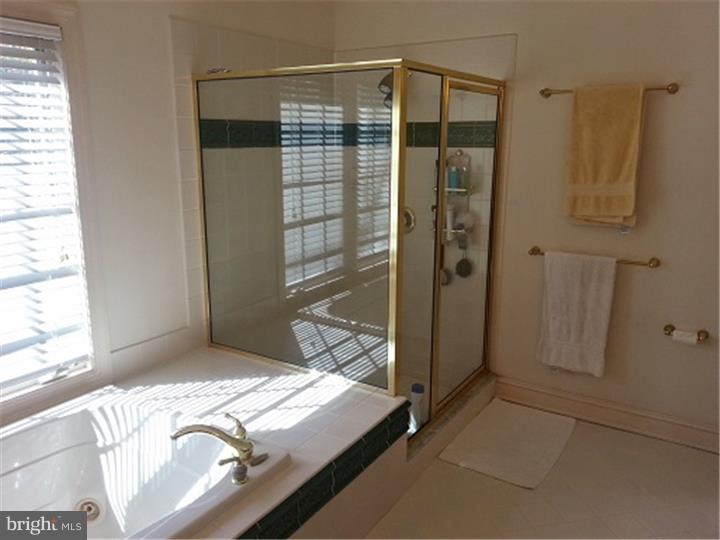 ASHWOOD - Residential