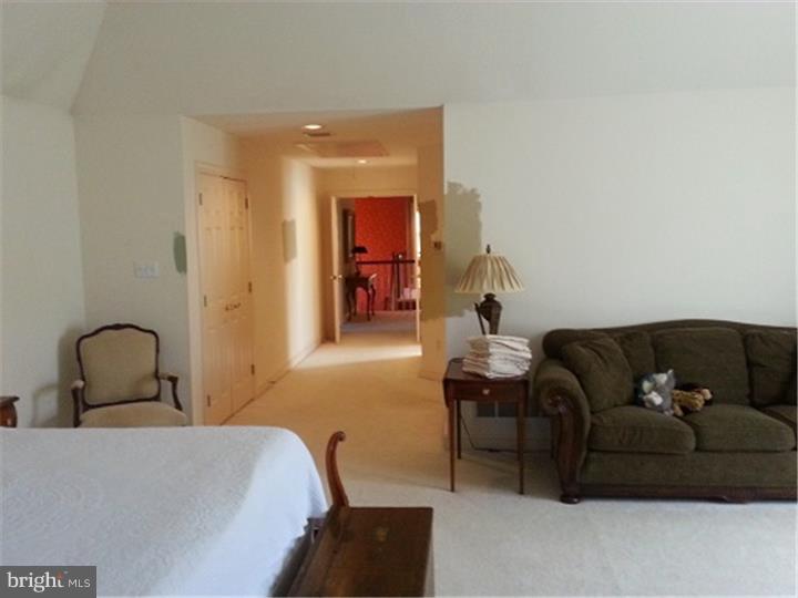 ASHWOOD - Residential