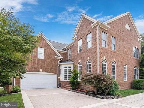 2164 HARITHY DRIVE DUNN LORING VA 22027