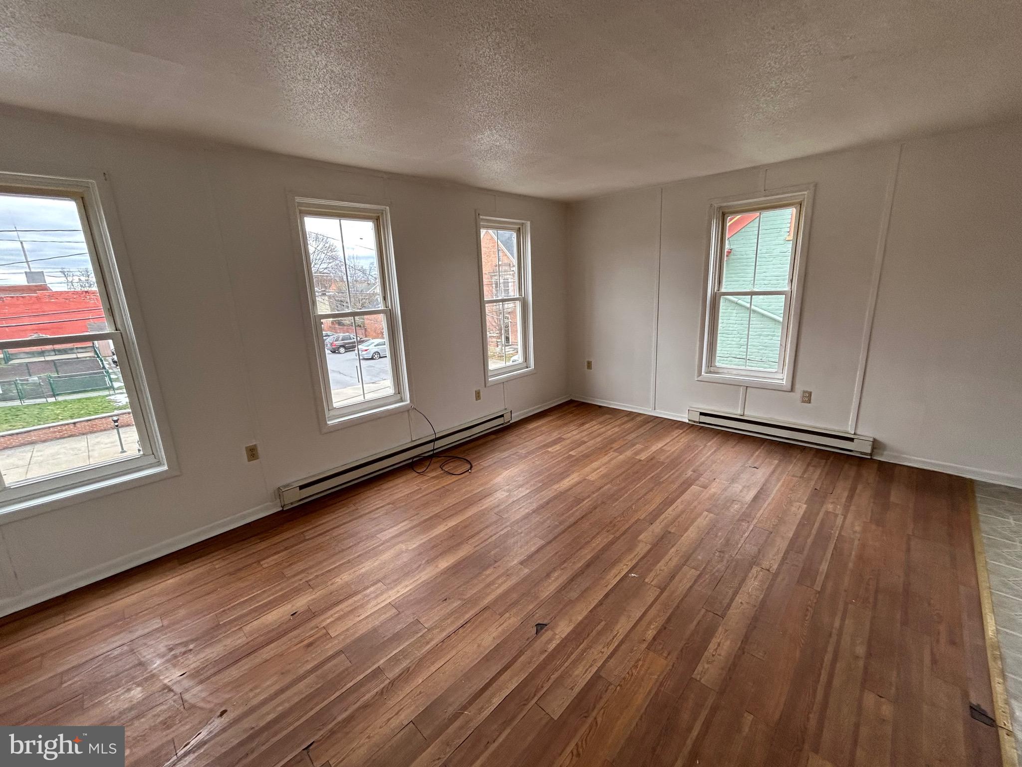 CITY OF MARTINSBURG - Residential Lease