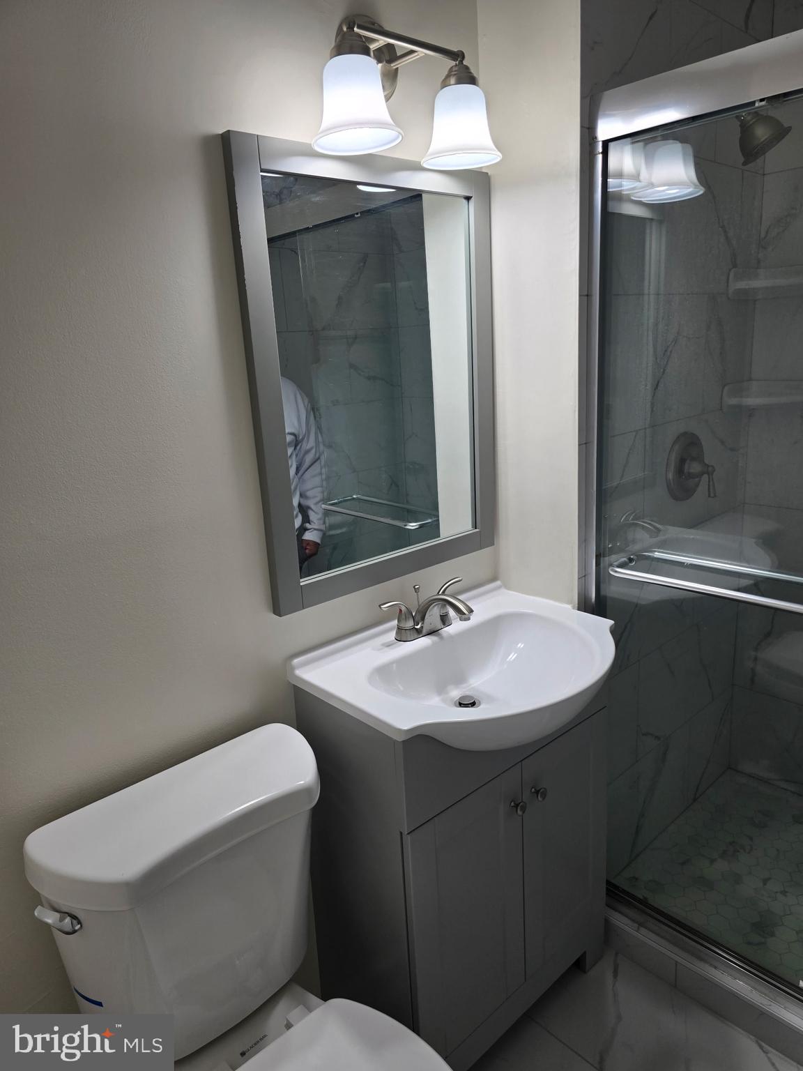 LAKE RIDGE - Residential Lease