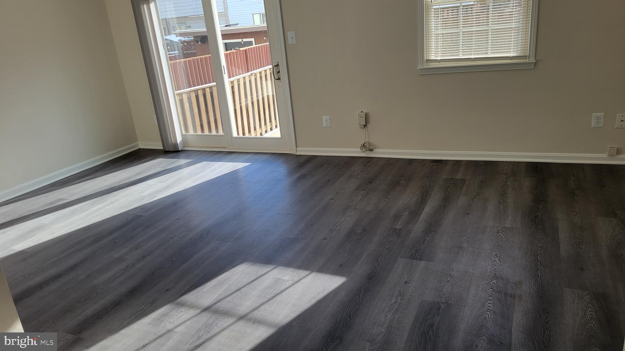 LAKE RIDGE - Residential Lease