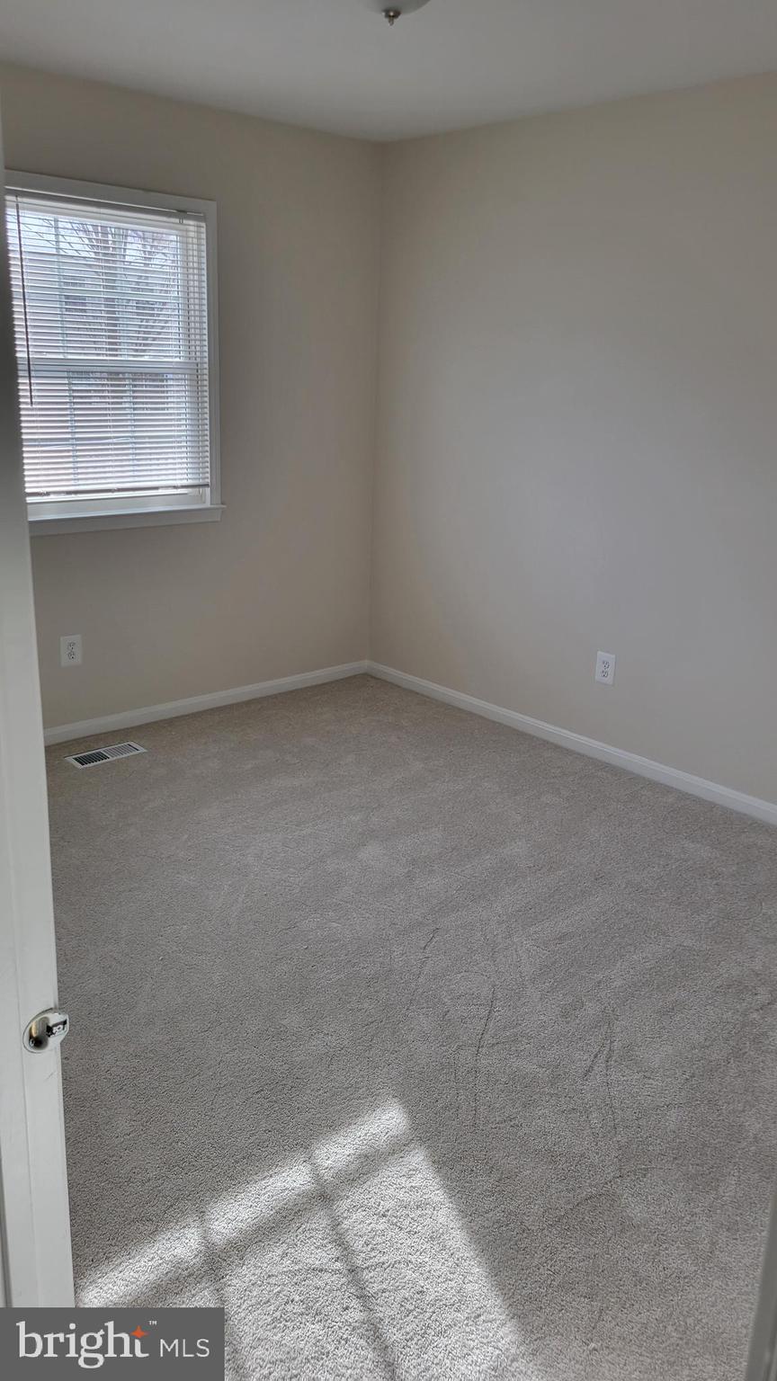 LAKE RIDGE - Residential Lease