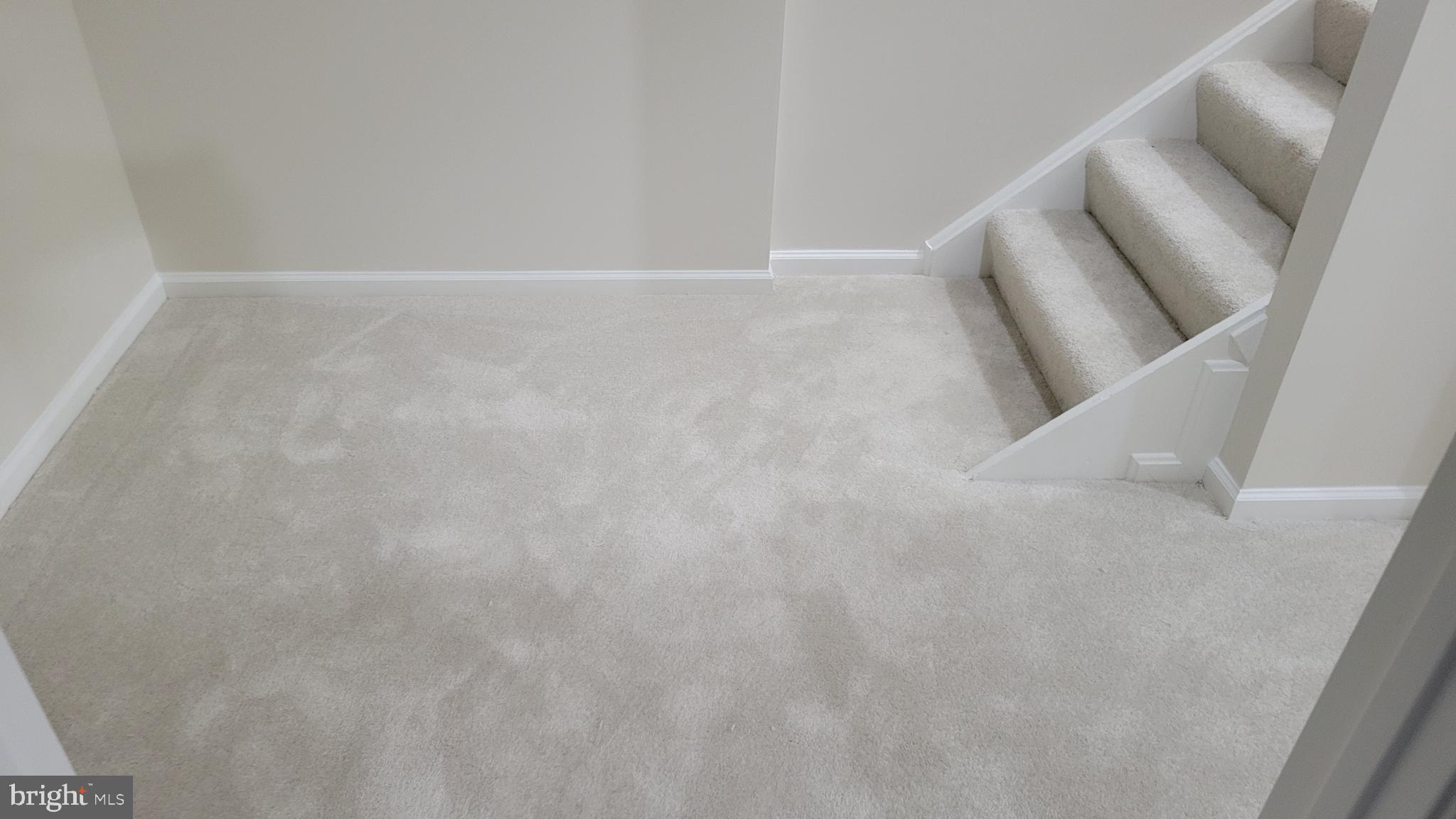 LAKE RIDGE - Residential Lease