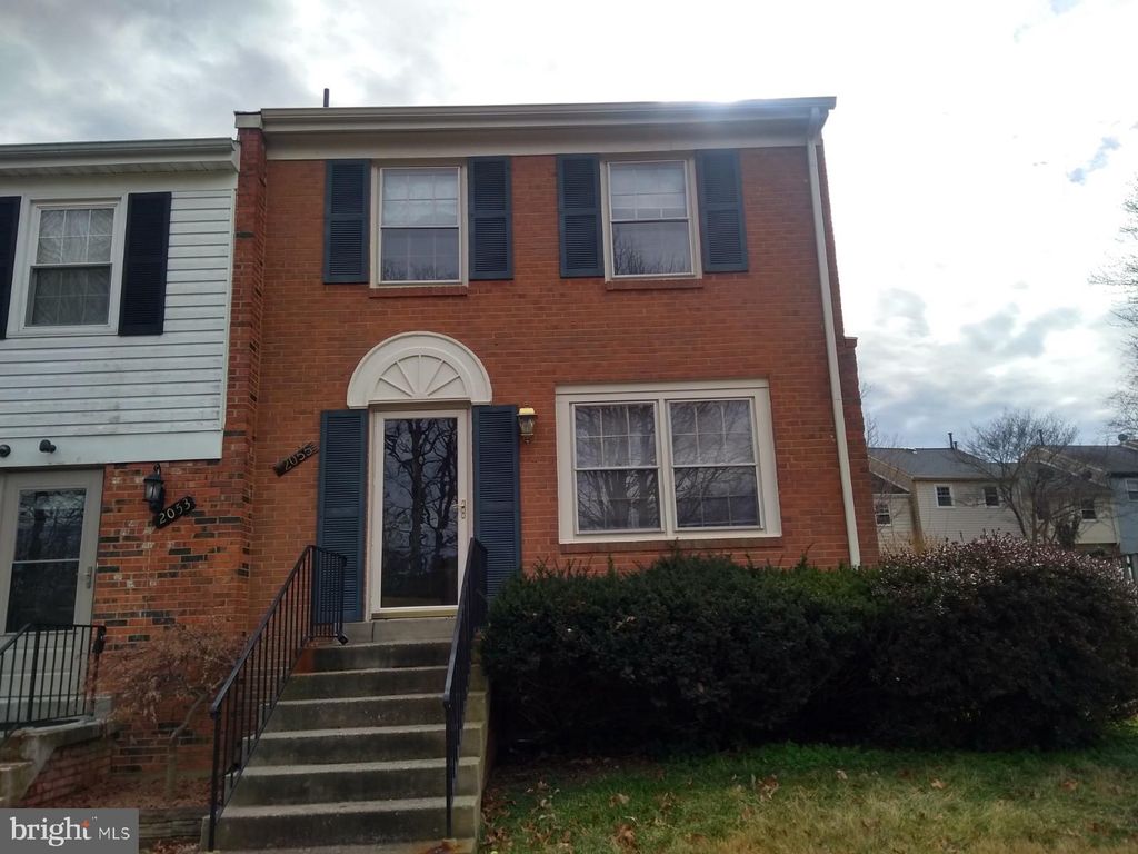 Photo of 2055 Pilgrim Drive, WOODBRIDGE, VA 22192 (MLS # VAPW2106646)