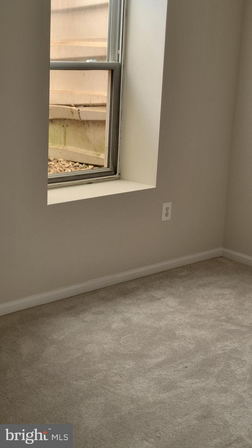 LAKE RIDGE - Residential Lease