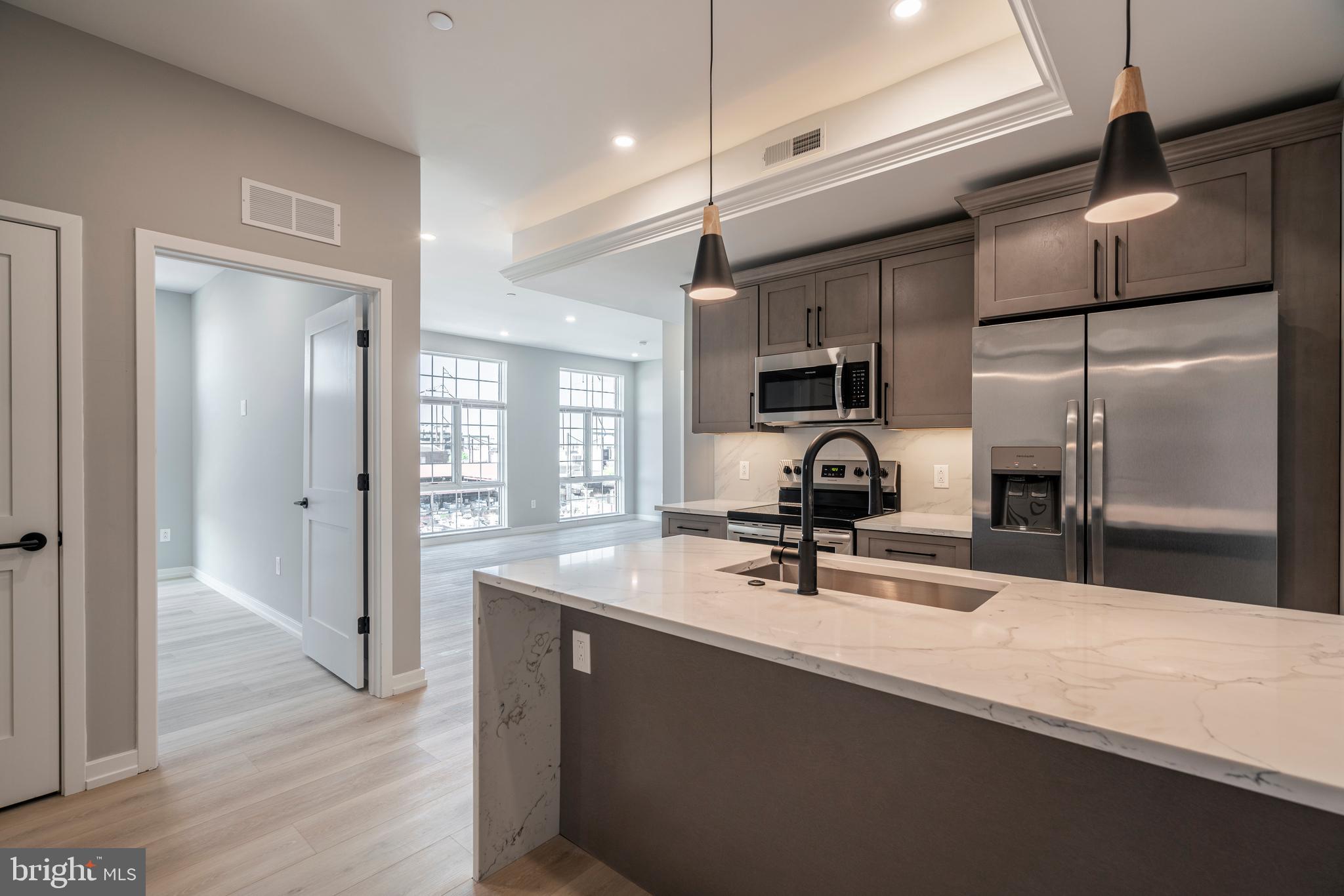 GRADUATE HOSPITAL - Residential Lease