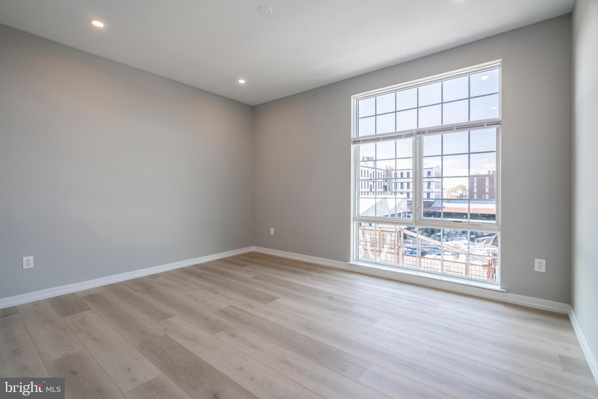 GRADUATE HOSPITAL - Residential Lease