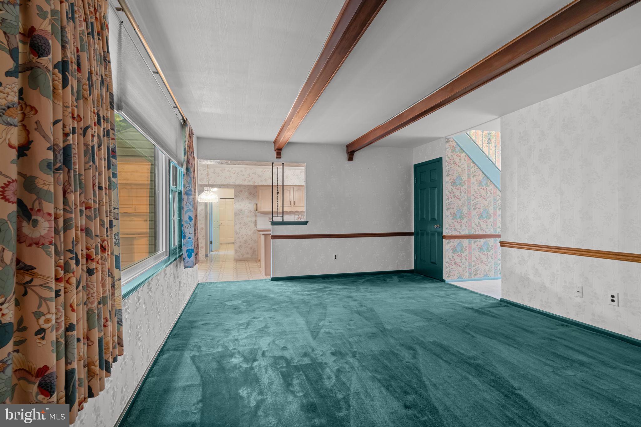 VILLAGE SHIRES - Residential