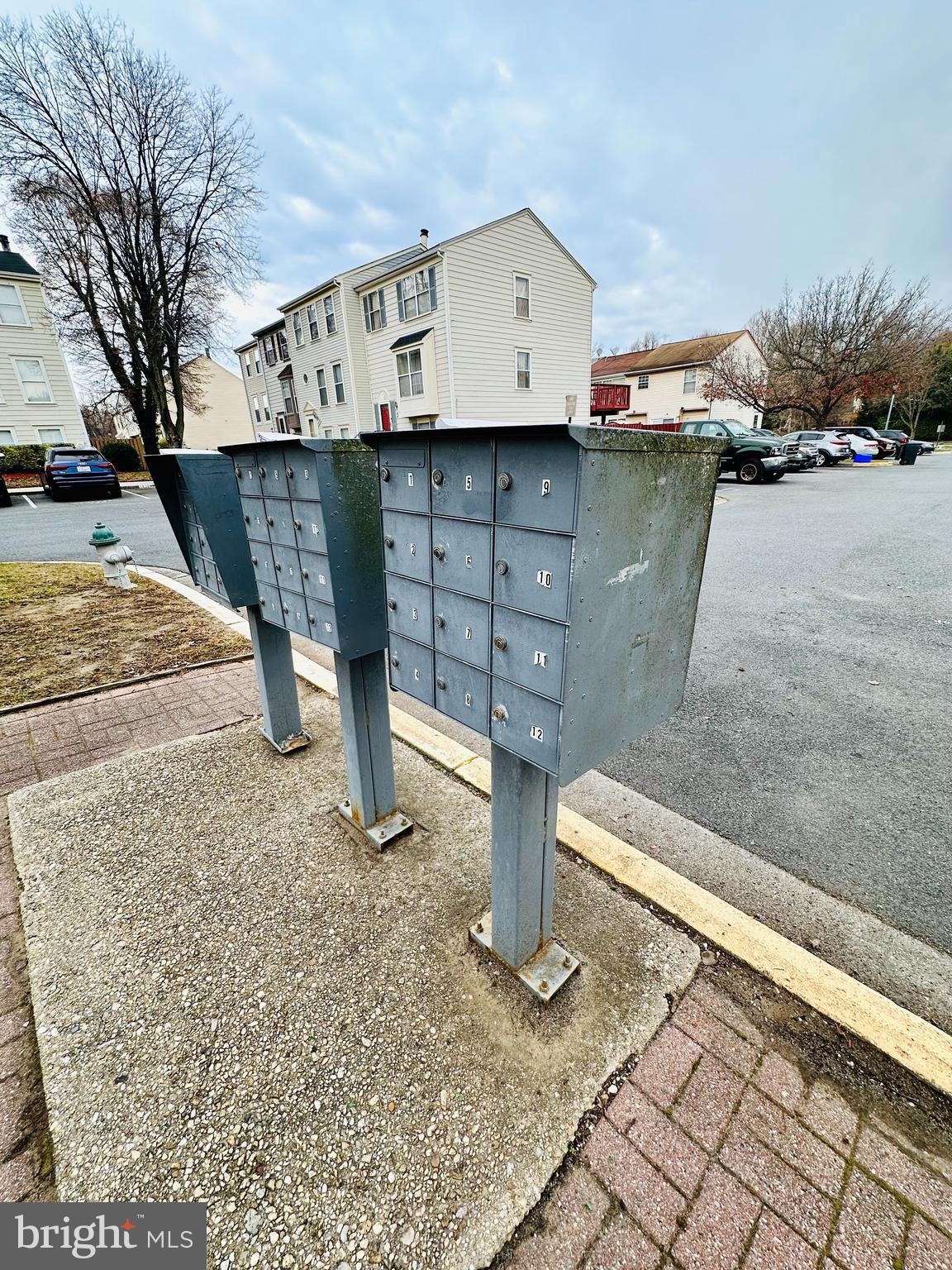 PRINCETON SQUARE - Residential Lease