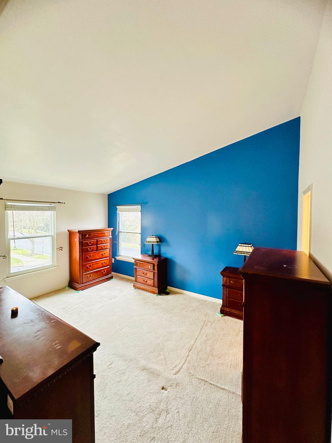 PRINCETON SQUARE - Residential Lease