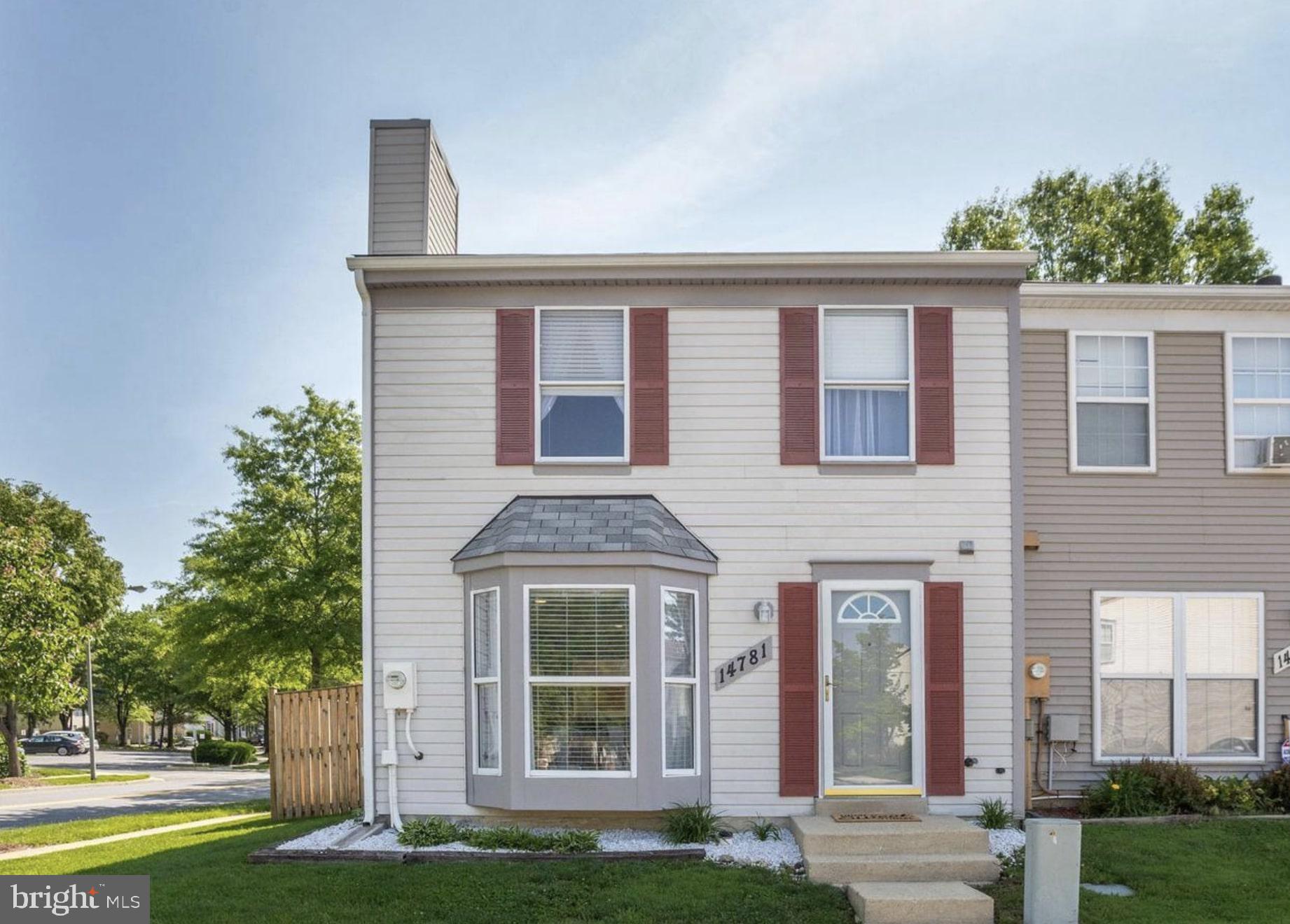 PRINCETON SQUARE - Residential Lease