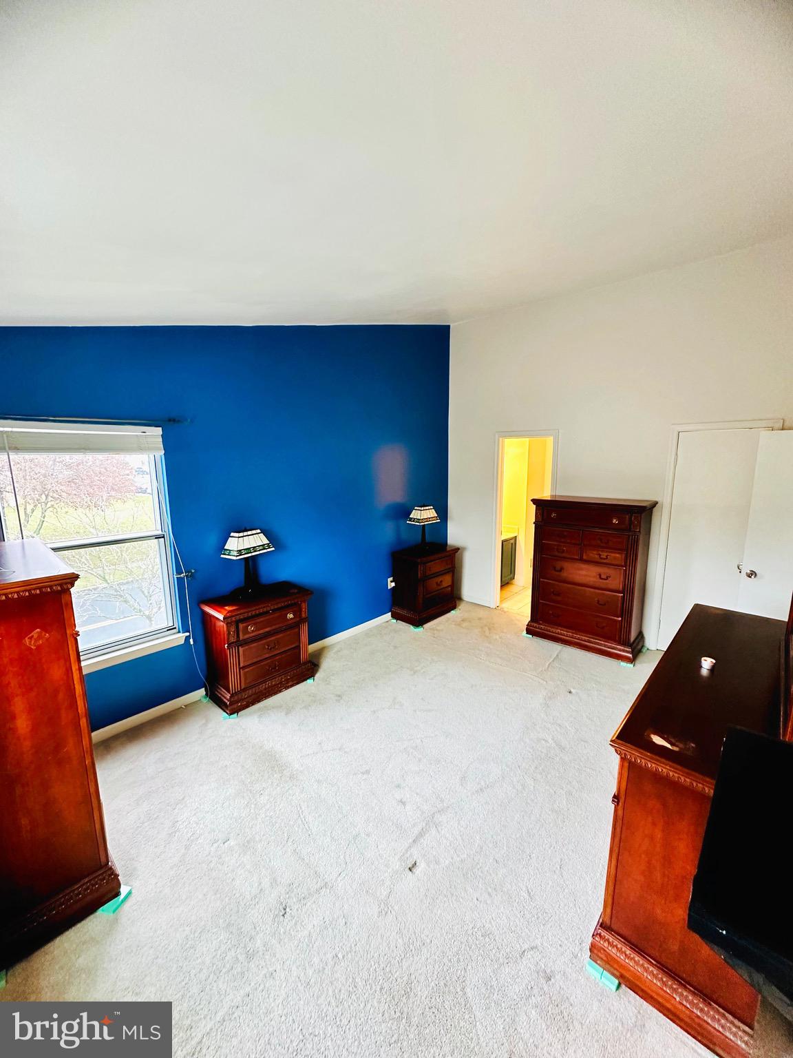 PRINCETON SQUARE - Residential Lease