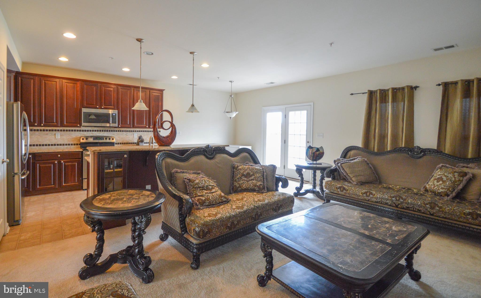 ESPLANADE RED RUN VILLA - Residential