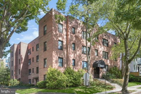 2655 41ST STREET NW 102 WASHINGTON DC 20007