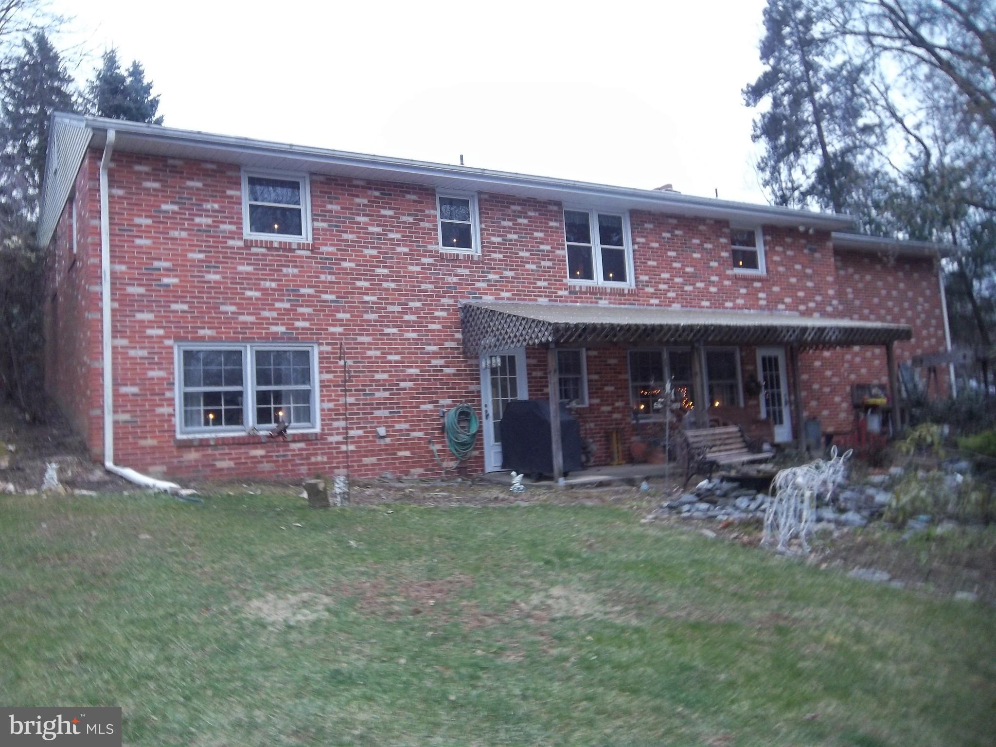 HILLCREST - Residential