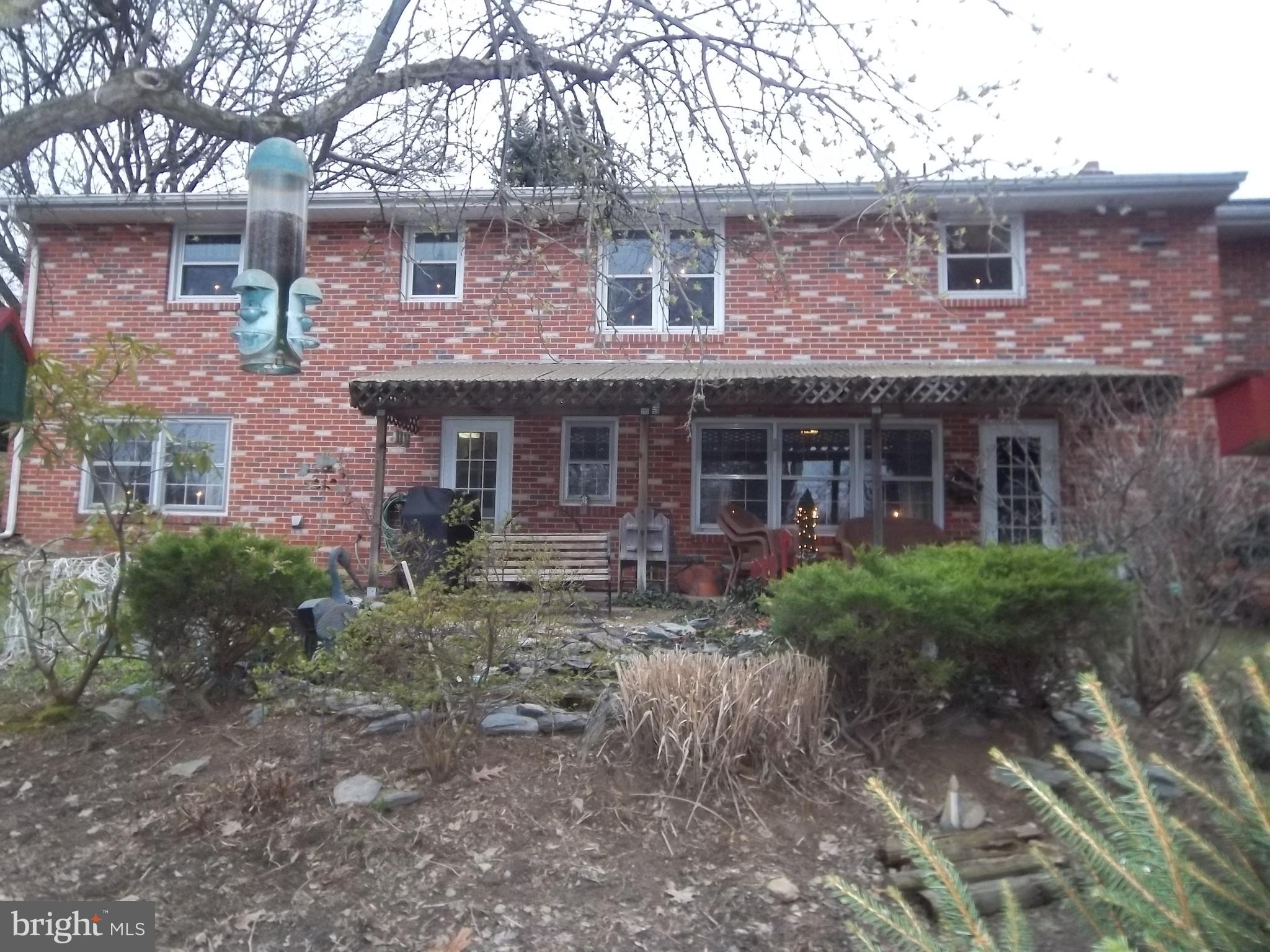 HILLCREST - Residential