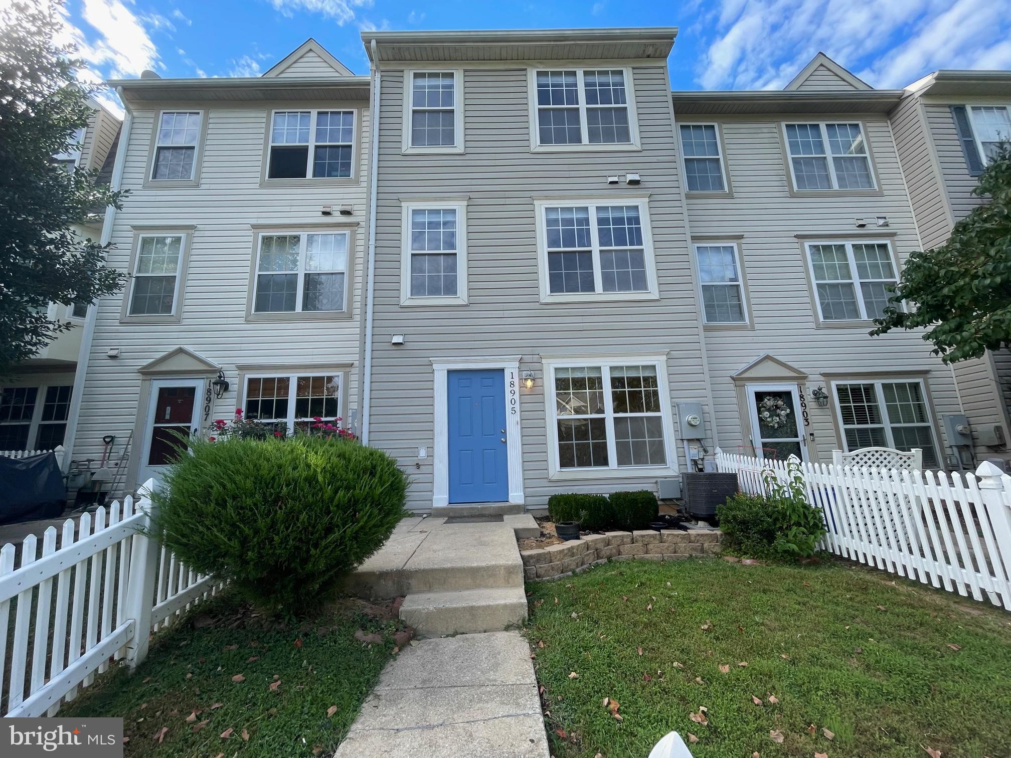 GERMANTOWN ESTATES - Residential Lease