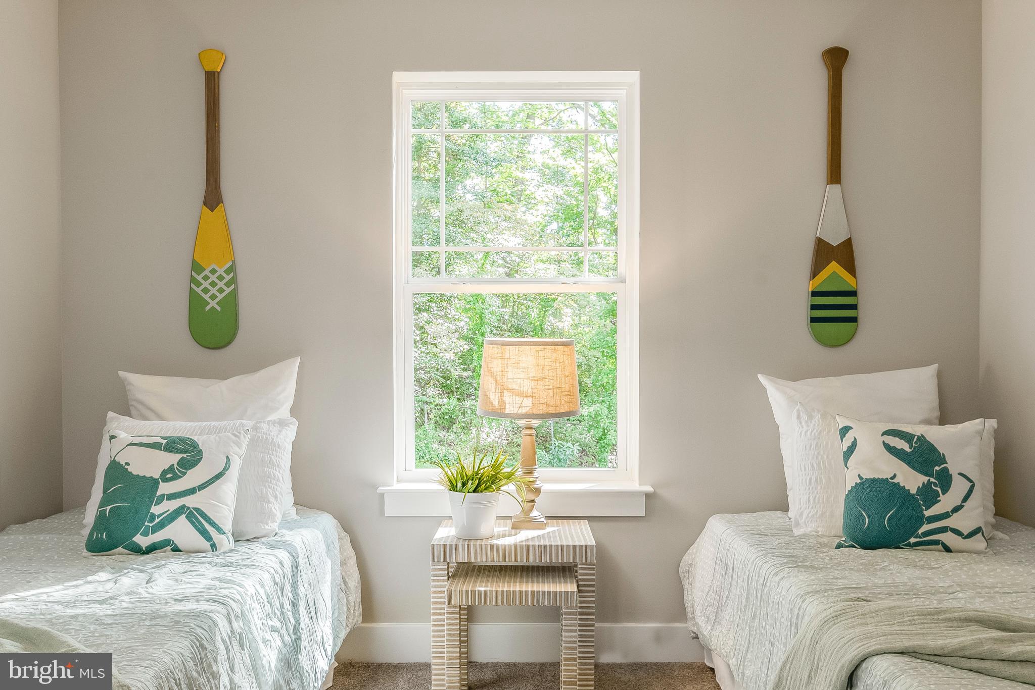 POWHATAN BEACH - Residential