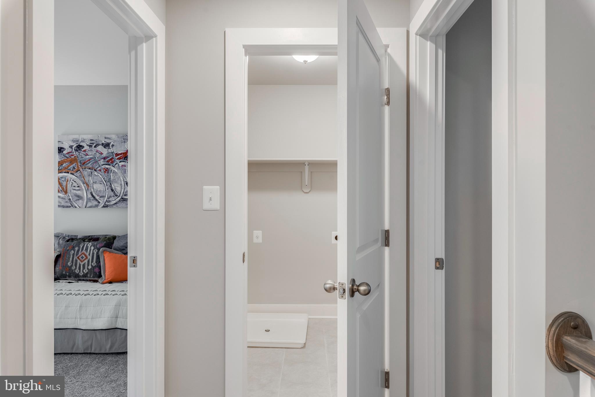 POWHATAN BEACH - Residential