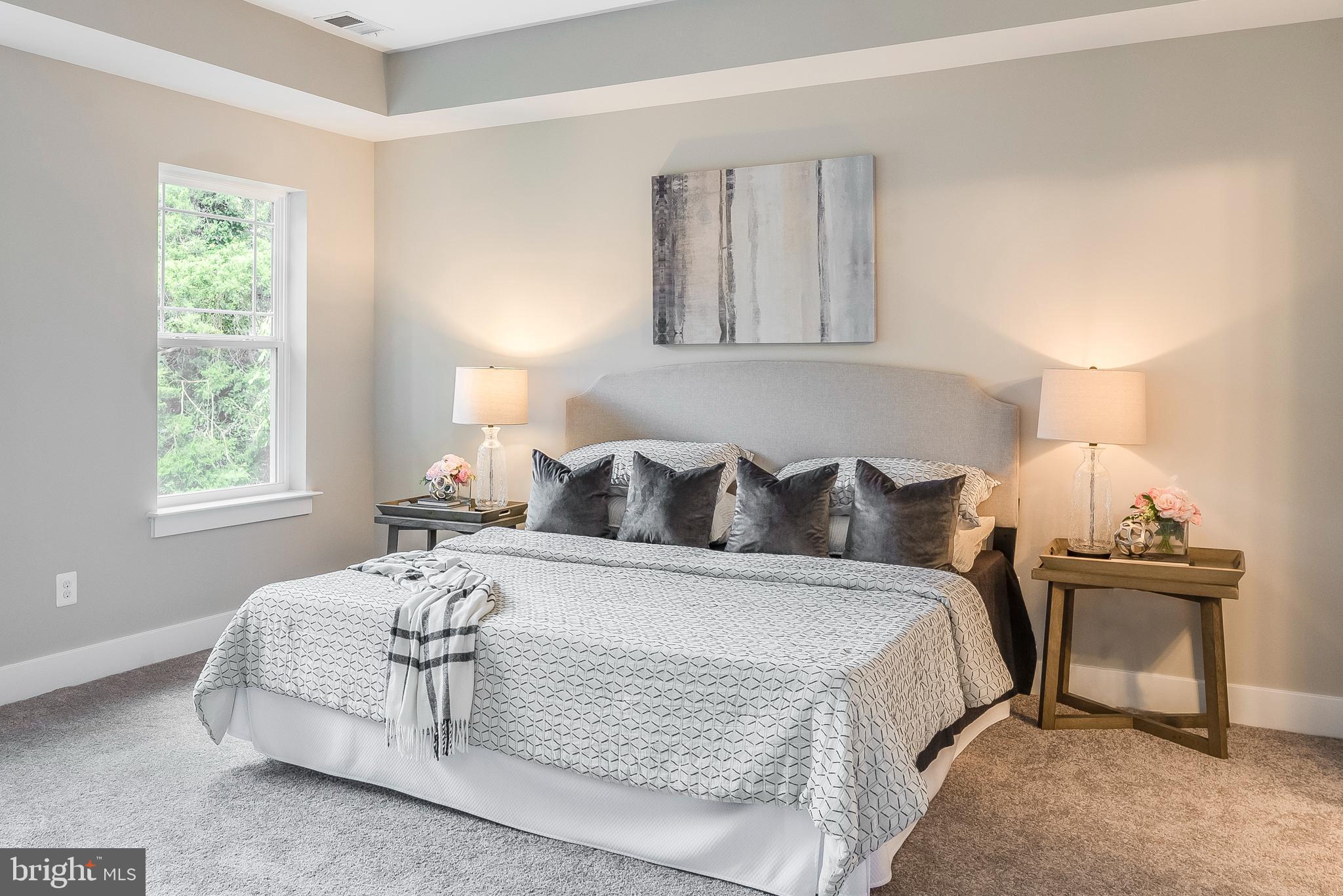 POWHATAN BEACH - Residential