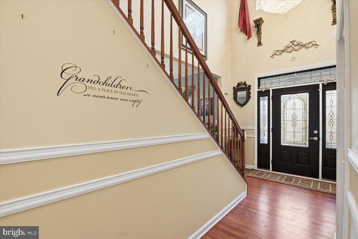 TWIN LAKE ESTATES - Residential