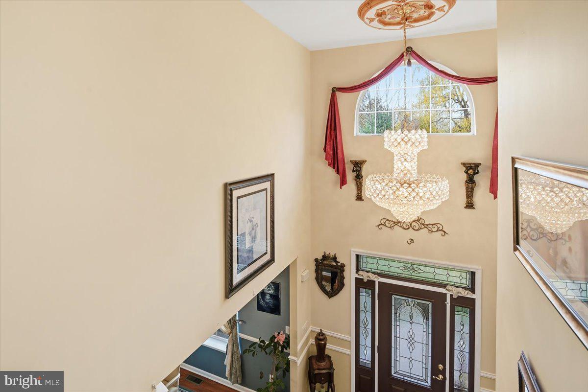 TWIN LAKE ESTATES - Residential