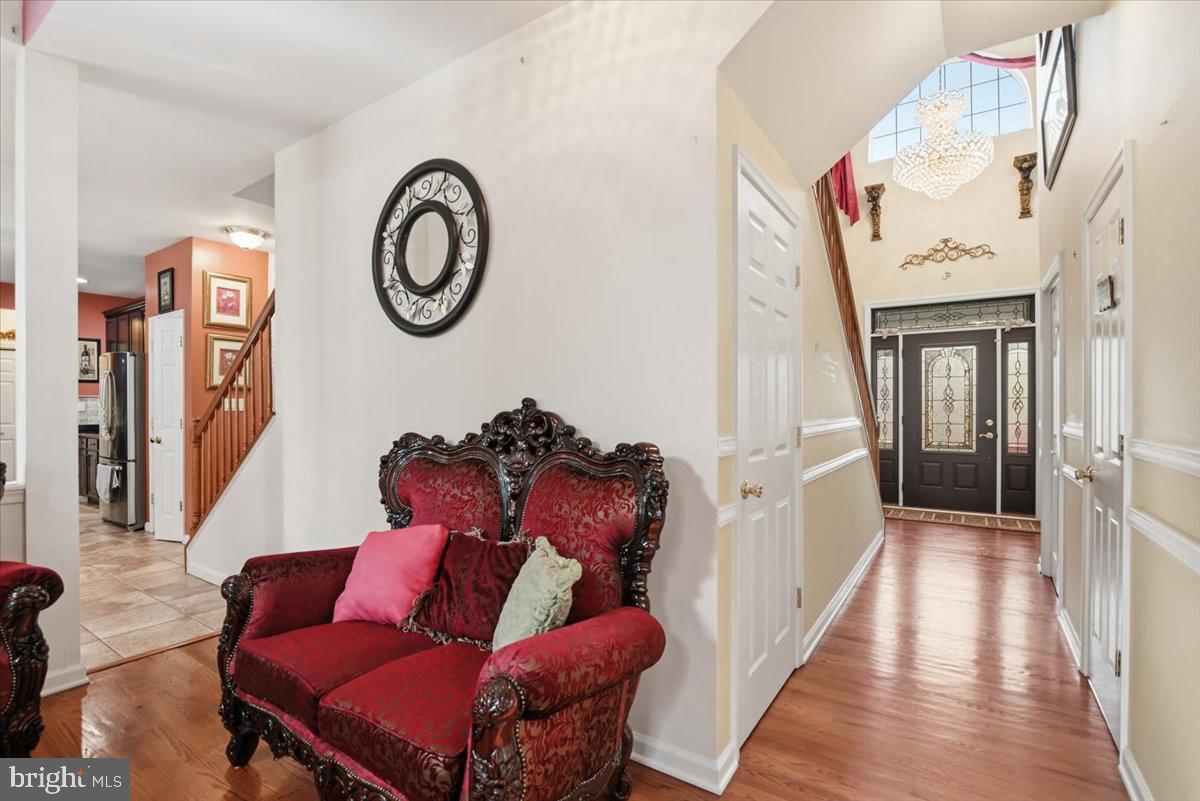 TWIN LAKE ESTATES - Residential