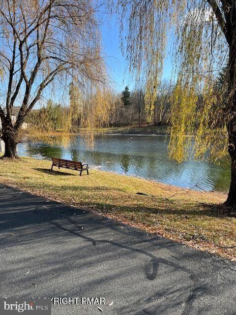 TWIN LAKE ESTATES - Residential