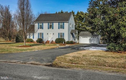 Photo of 139 Wakefield Street, MONTROSS, VA 22520 (MLS # VAWE2010584)