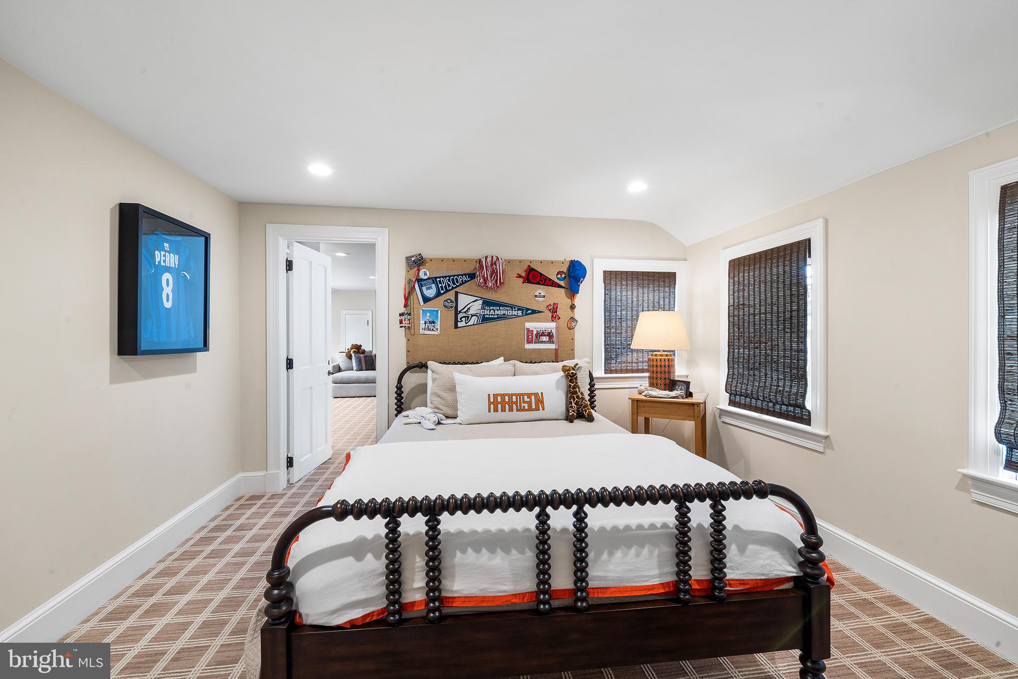 RADNOR HUNT - Residential