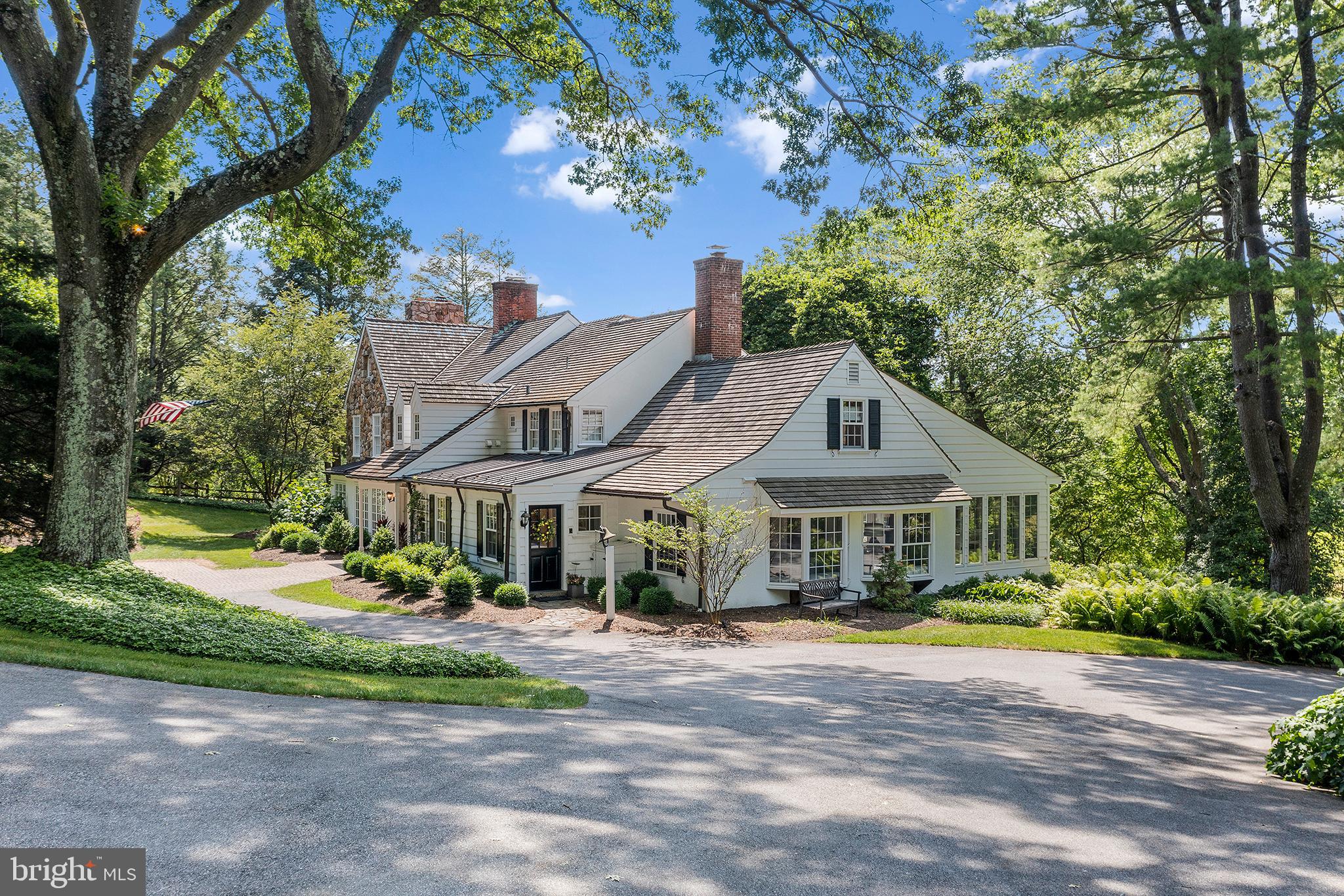 RADNOR HUNT - Residential