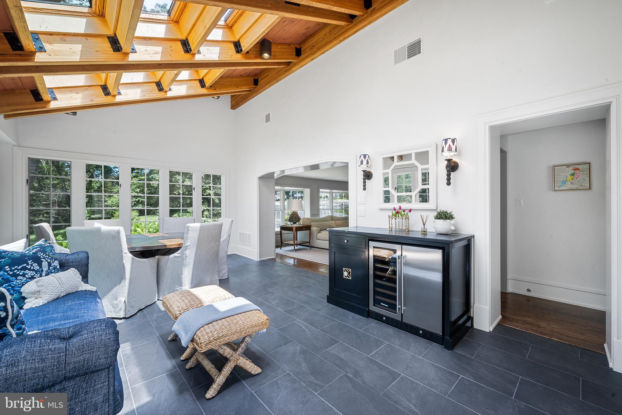 RADNOR HUNT - Residential