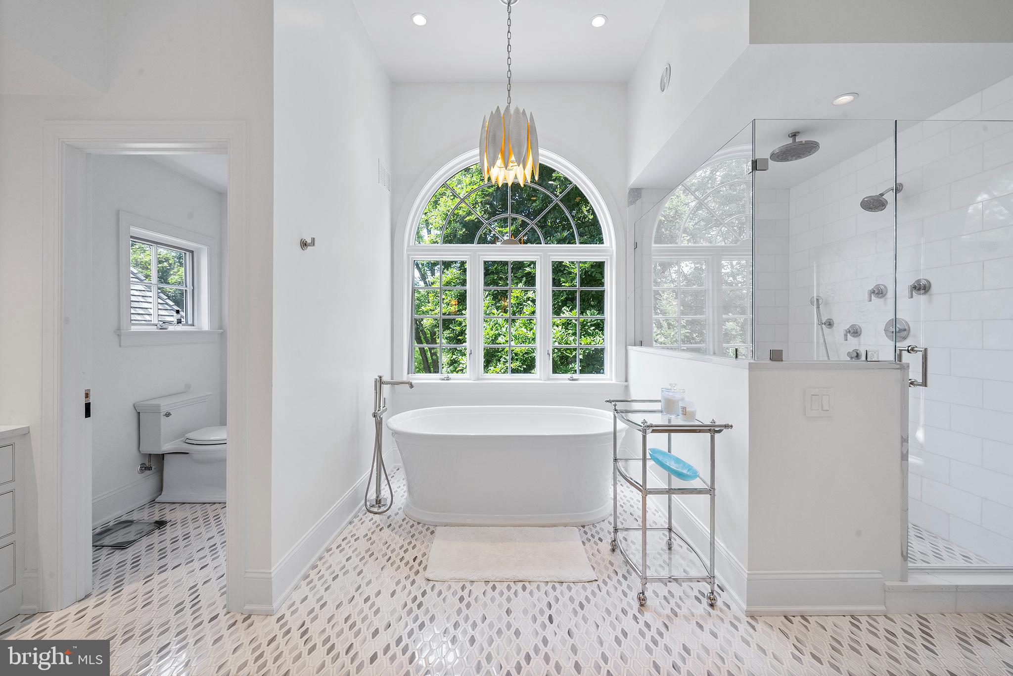 RADNOR HUNT - Residential