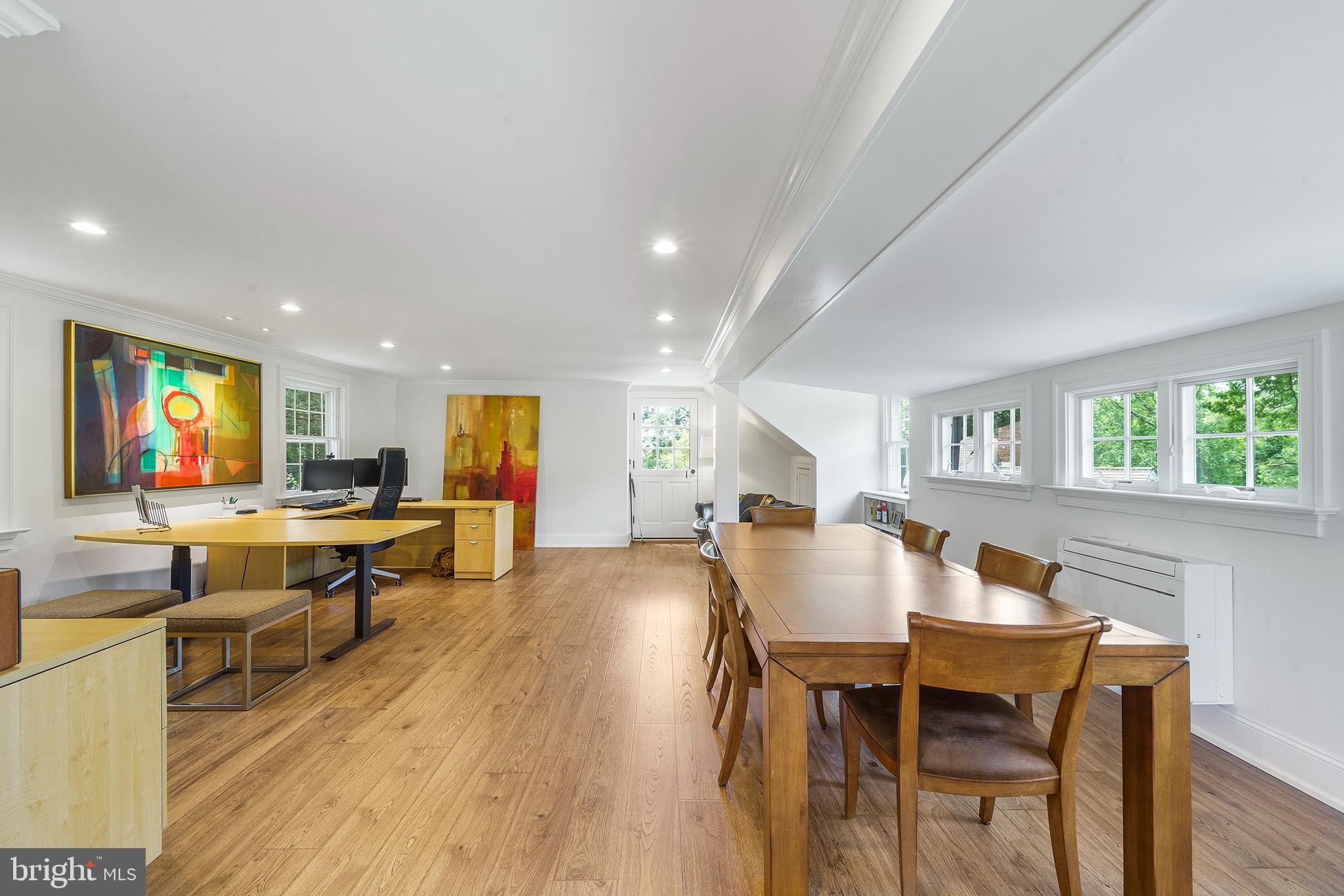 RADNOR HUNT - Residential