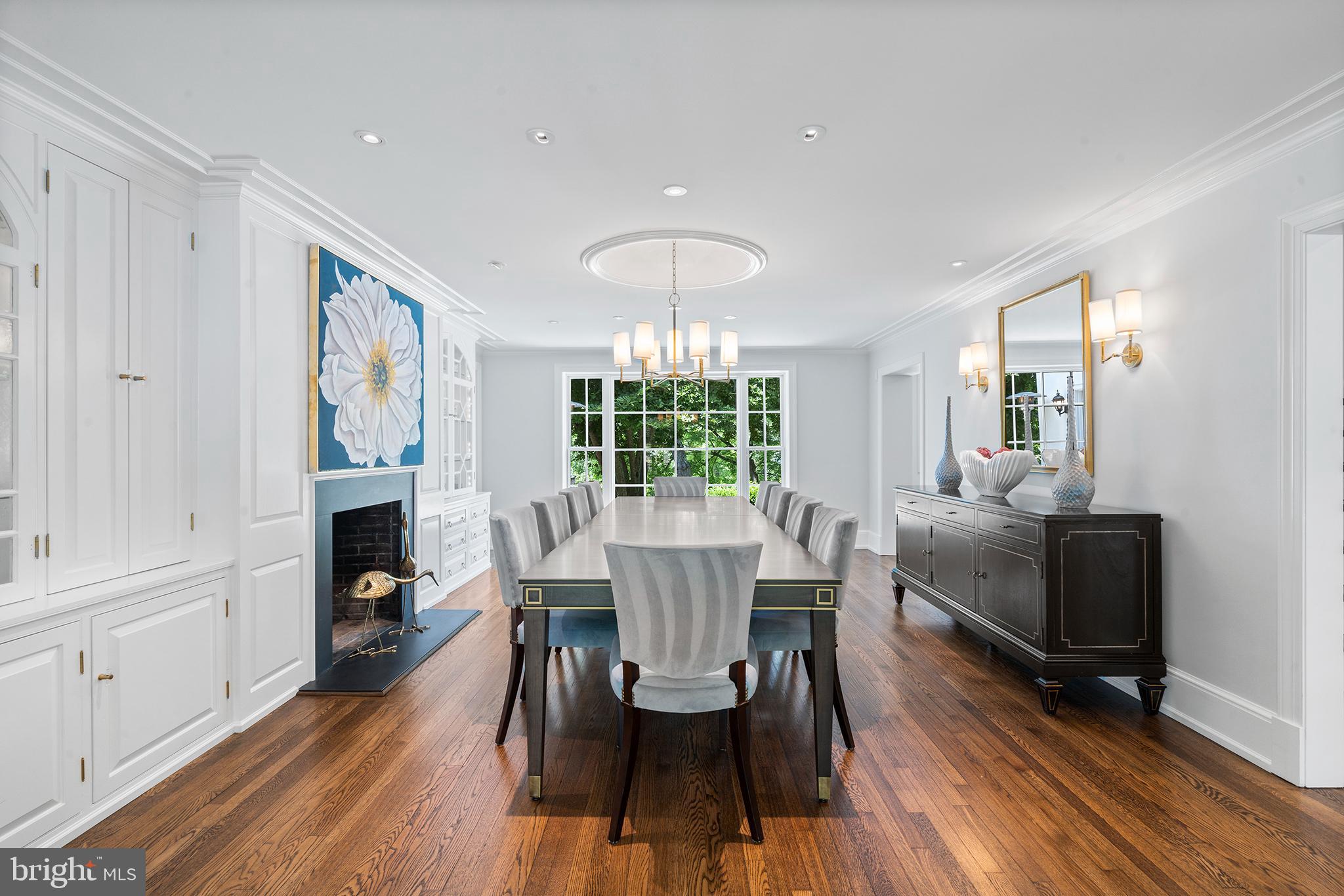 RADNOR HUNT - Residential