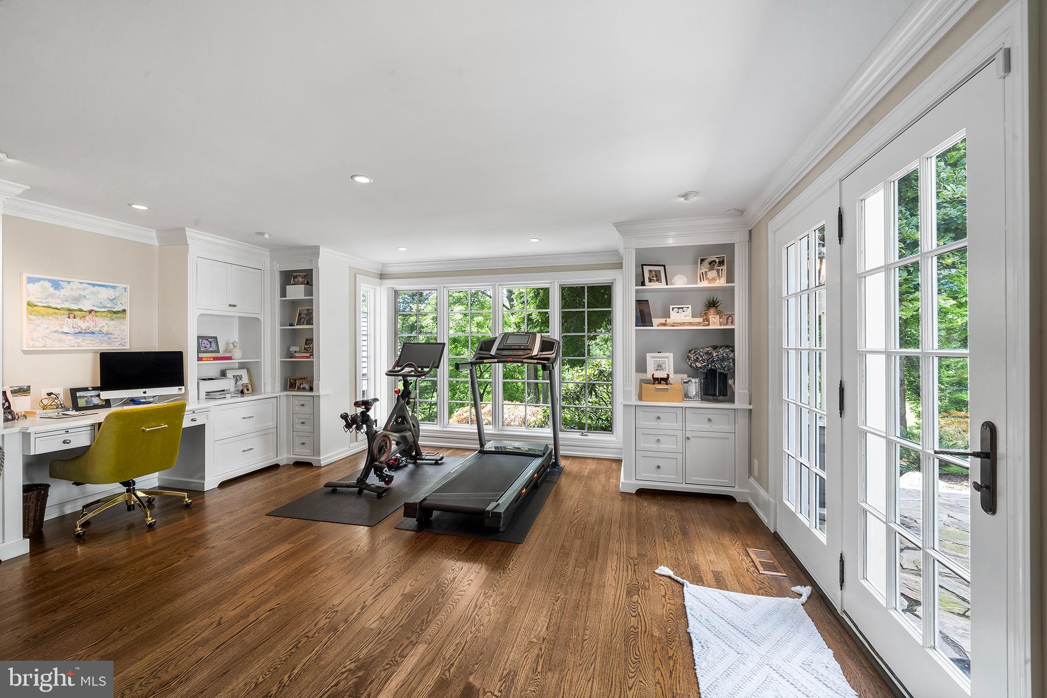 RADNOR HUNT - Residential