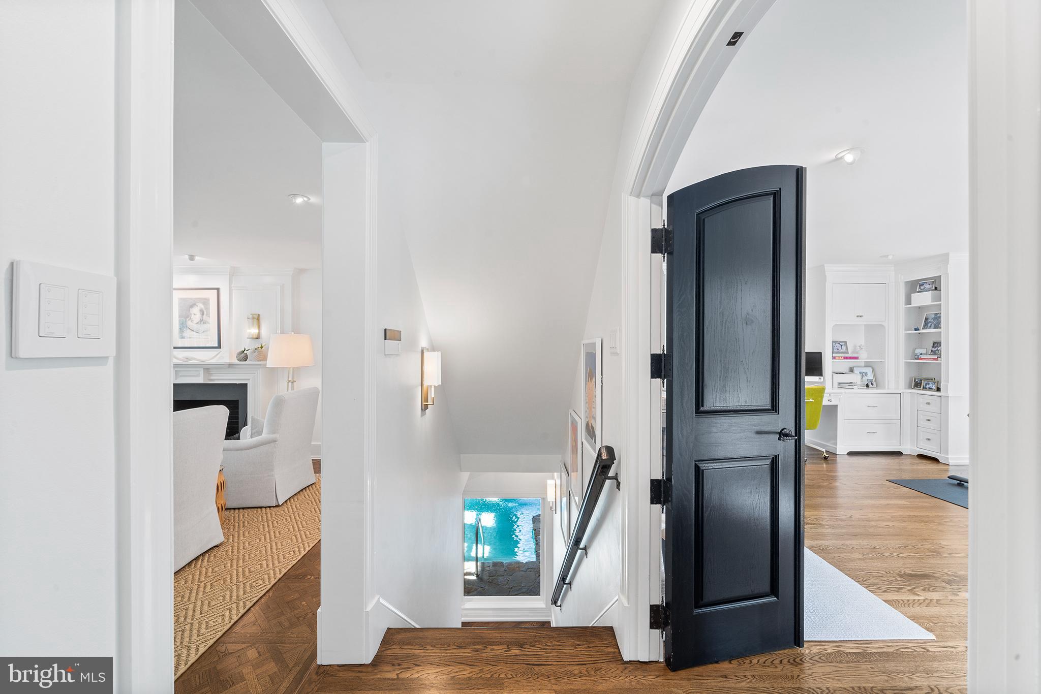 RADNOR HUNT - Residential