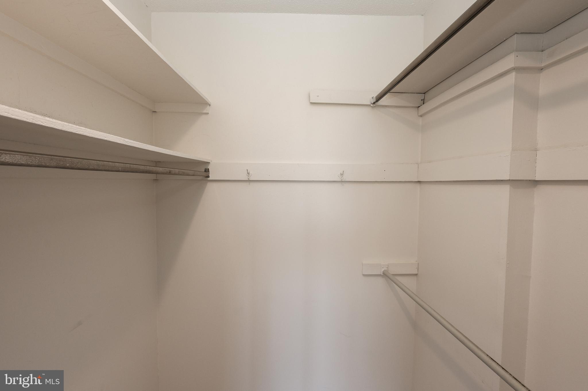 GREEN HILL - Residential